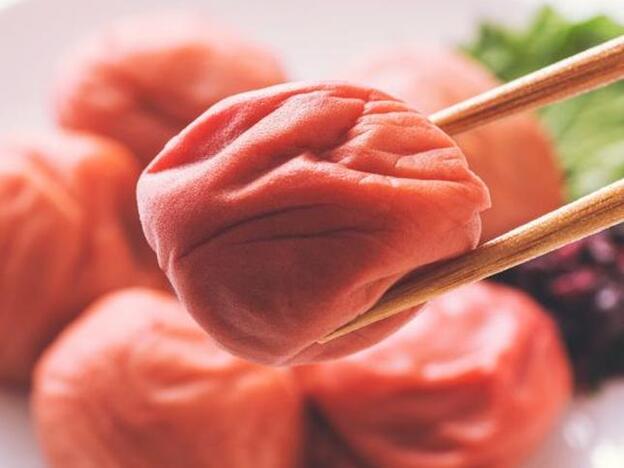 Umeboshi, el alimento japonés que ayuda a eliminar toxinas