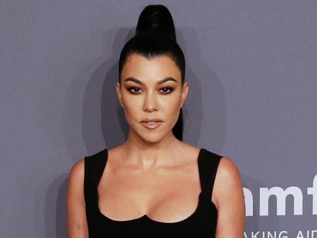 El sensual desnudo de Kourtney Kardashian en una bañera