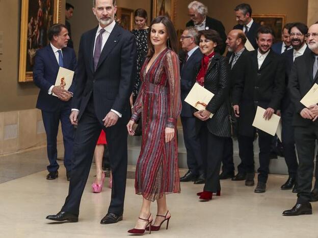 Letizia repite en los Premios Nacionales de Cultura su vestido con escote más polémico