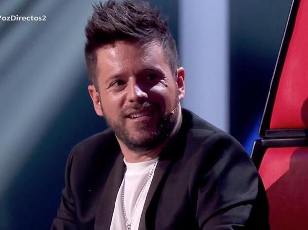 Luis Fonsi reta a Pablo López tras darle un golpe bajo