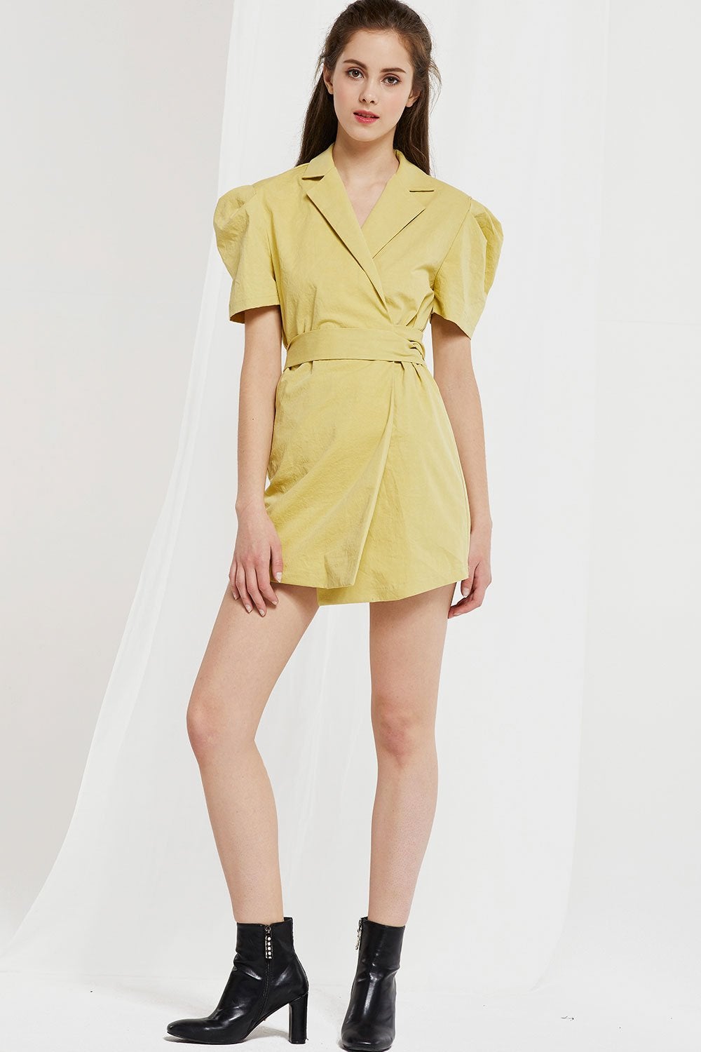 El vestido de Dulceida y otras 7 prendas de Storets para arrasar esta primavera