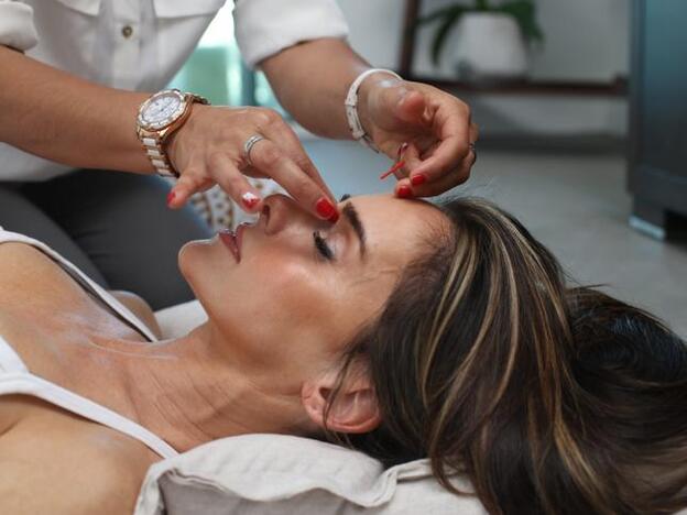 ¿Acupuntura para la ansiedad y los dolores menstruales? La Universidad de Boston responde