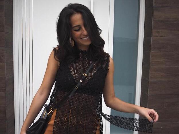 Esta 'influencer' sabe cuál es el top que puedes combinar con todo