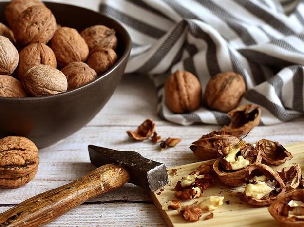 Comer nueces puede salvarte la vida