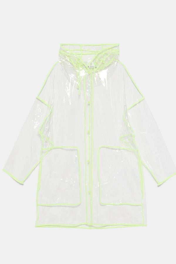 Estos chubasqueros son tendencia y salvarán tus estilismos en los días de lluvia