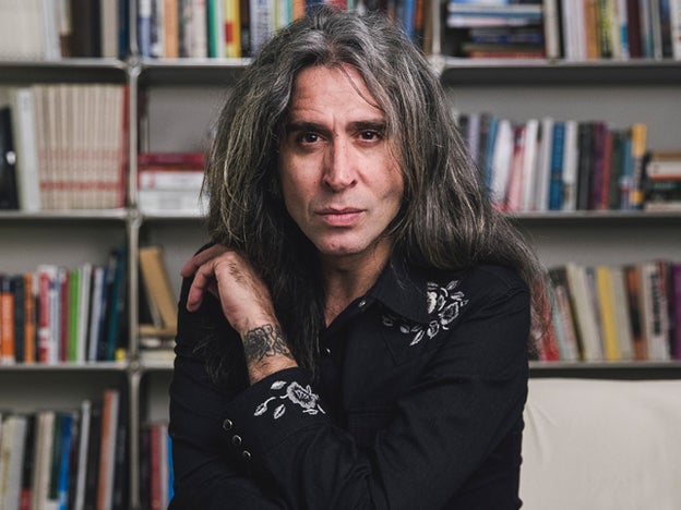 Mario Vaquerizo nos desvela su rutina de belleza y las cremas que le hacen parecer más joven