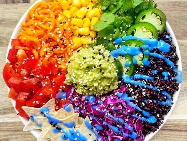 Pincha aquí para ver cuáles son los mejores y más coloridos zumos detox de Pinterest/instagram vegan.rainbow.bowls