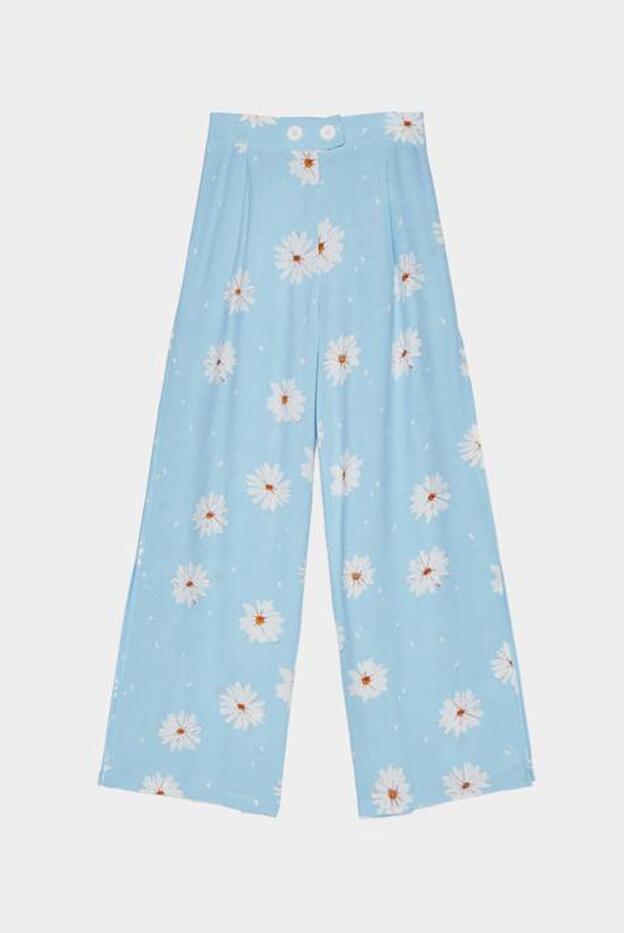 Pantalón de Bershka, 22,99 euros.