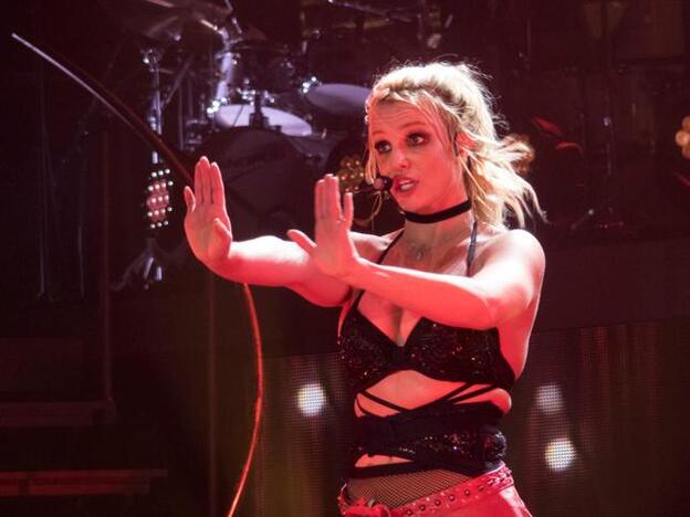 Britney Spears pide una orden de alejamiento para su exrepresentante