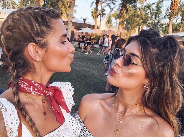 Dulceida lleva las sandalias más explosivas (y están diseñadas por María Pombo)