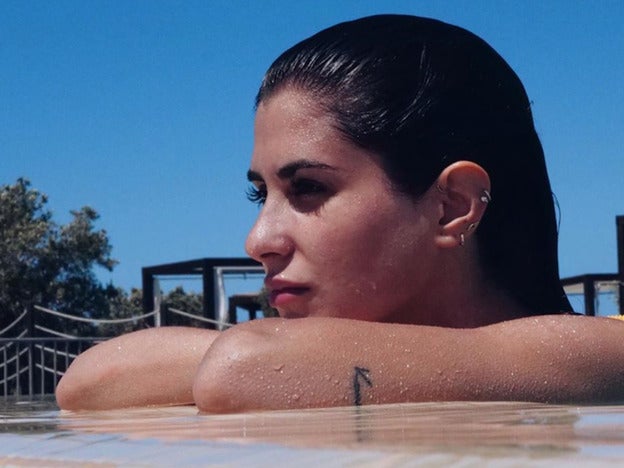 Mery Turiel utiliza el aceite corporal que hace sexy todo lo que toca