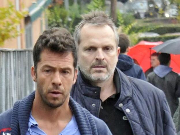 Nacho Palau rompe su silencio tras el posado de Miguel Bosé con sus hijos