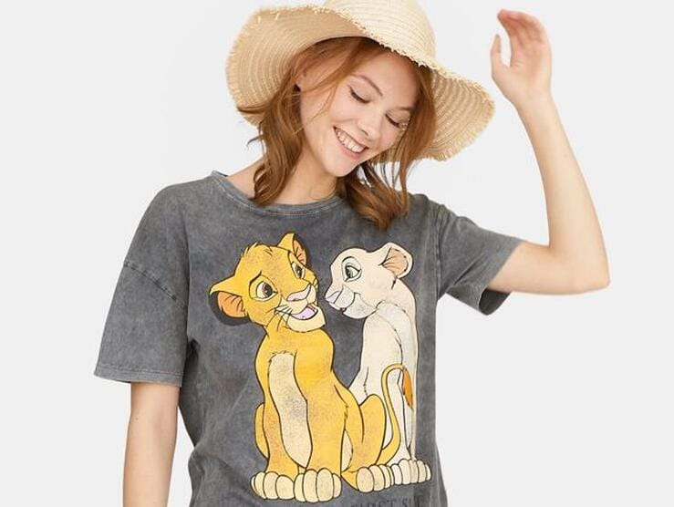 lluvia Ecología Notorio Fotos: Este verano nadie se va a resistir a tener una camiseta de  personajes Disney | Mujer Hoy