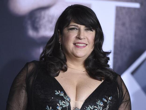 La autora de '50 sombras de Grey': "Puede ser genial rendirse y ceder el control en el sexo"