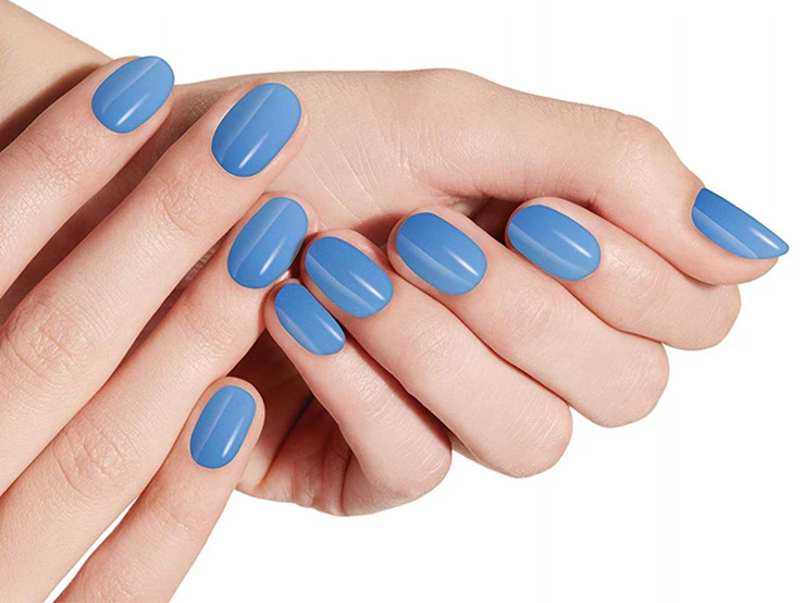 22 Ideas de uñas azules hermosas para lucir una manicura divertida
