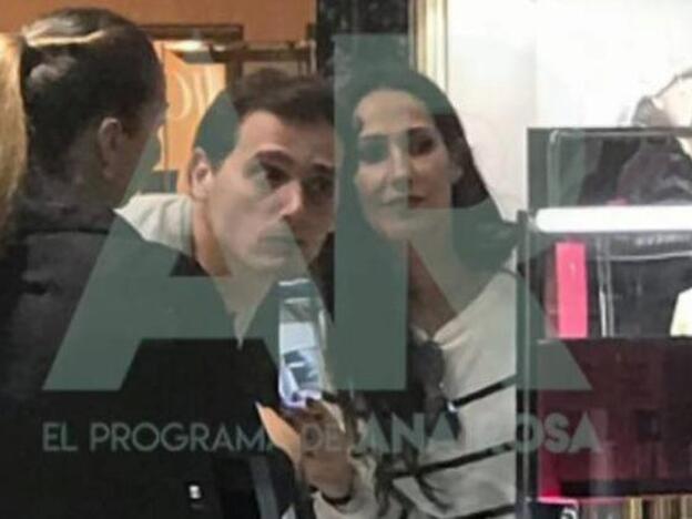 El precio de las fotos de Malú y Albert Rivera