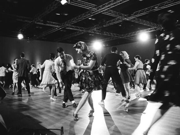 ¿Por qué bailar mejora tu salud mental?