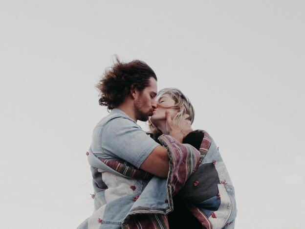 ¿Por qué tu pareja quiere que llegues al orgasmo? Tiene que ver con su masculinidad