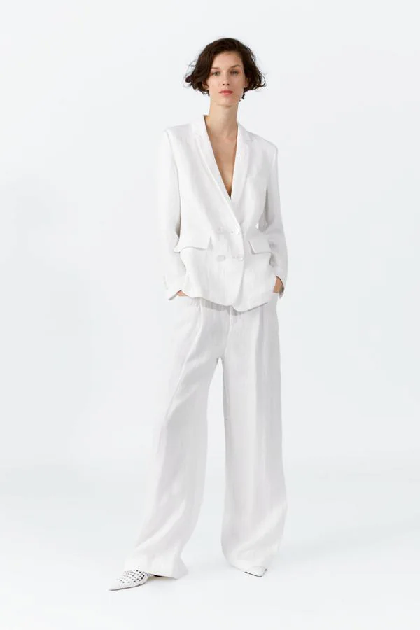 Fotos: Estos 5 trajes blancos de Zara más bonitos (y baratos) que muchos vestidos de novia | Mujer Hoy