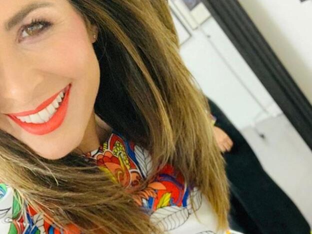 Nuria Roca tiene la blusa que queremos combinar con infinitos looks