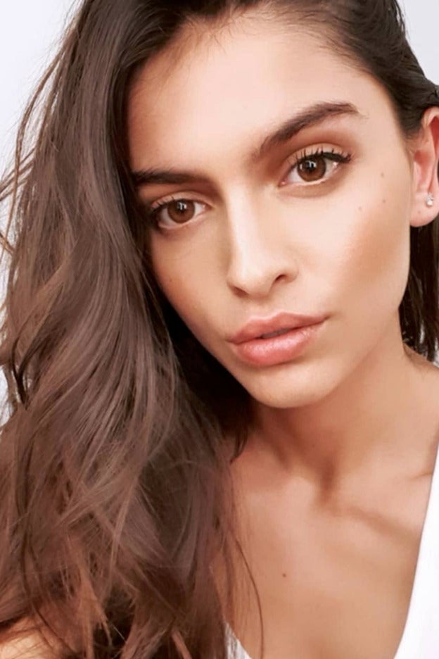 Lucía Rivera lleva el eyeliner cat eye que vamos a copiar este verano