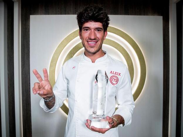 Aleix Puig se presentó ante los medios como ganador de 'Masterchef 7'./Gtres