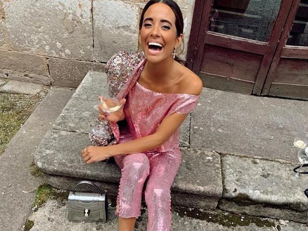 María Fernandez-Rubíes tiene las sandalias planas más prácticas de Oysho perfectas para verano