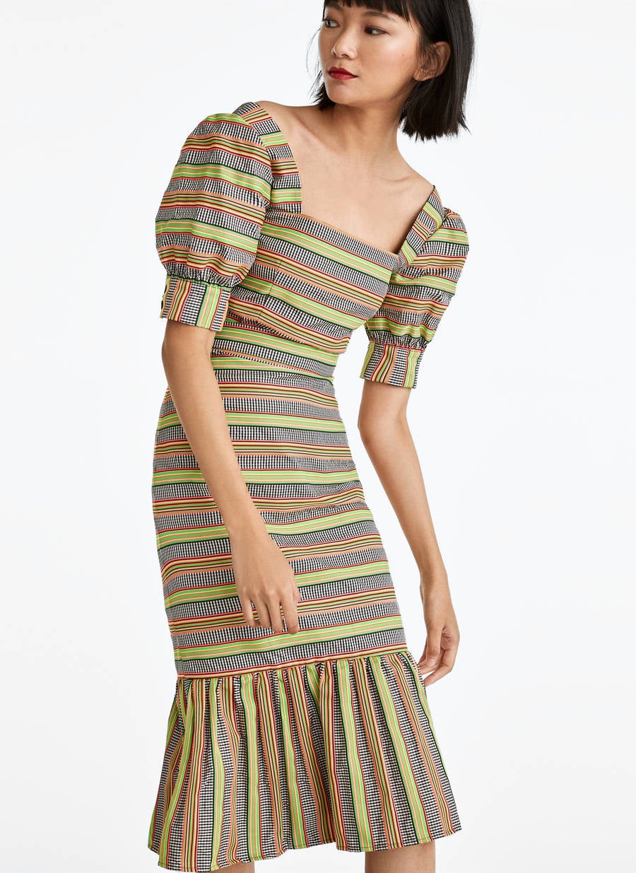 Todo lo que merece la pena comprar en las rebajas de Uterqüe