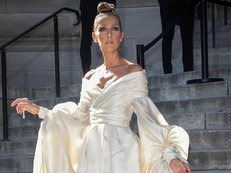 Celine Dion revoluciona la alta costura de París con sus looks más impresionantes