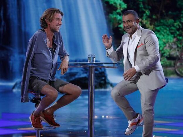 Las 'pullitas' de Colate a Jorge Javier Vázquez en el plató de 'Supervivientes'