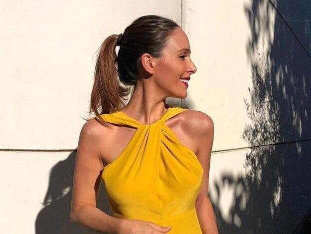 Este mono tipo vestido de Mango cuesta menos de 30 euros y ha conquistado a Rocío Osorno