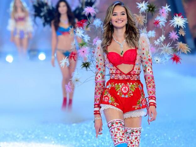 ¿Qué come en un día una modelo de Victoria’s Secret?