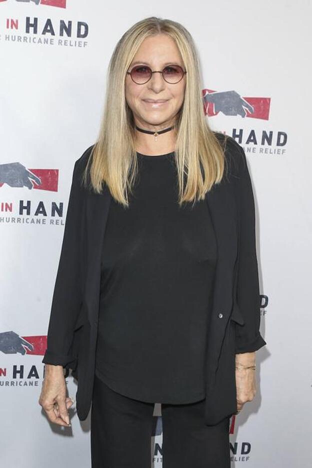 Barbra Streisand: amores prohibidos, perras clonadas y pánico escénico