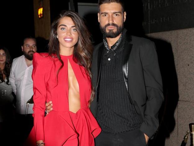 Violeta y Fabio, enseñan sus ardientes fotografías juntos