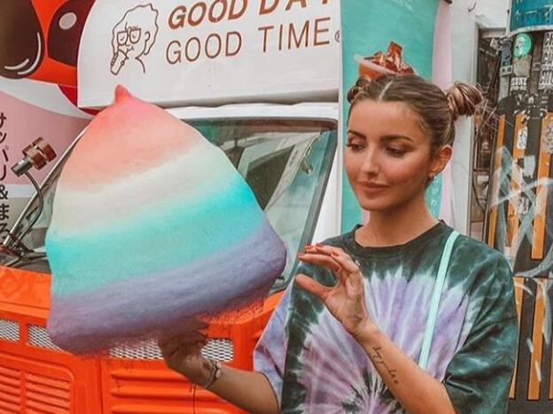 Hay un bolso del que Alexandra Pereira no se separa y ¡puede con cualquier look!