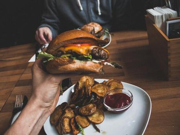 Ejercicios para controlar el hambre emocional
