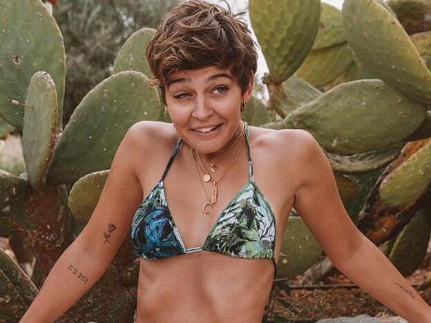 Laura Escanes presume de embarazo en bikini