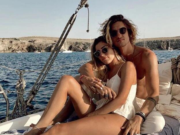 Anna Ferrer y su novio,Iván Martín, están viviendo un verano de ensueño./Instagram.