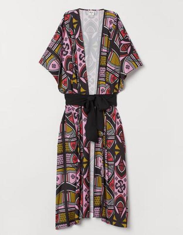 Pincha en la foto para ver qué kimonos tienes que ver en H&M (para enamorarte).