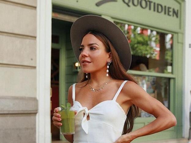 Paula Ordovás ha encontrado el vestido más cómodo y estiloso para viajar