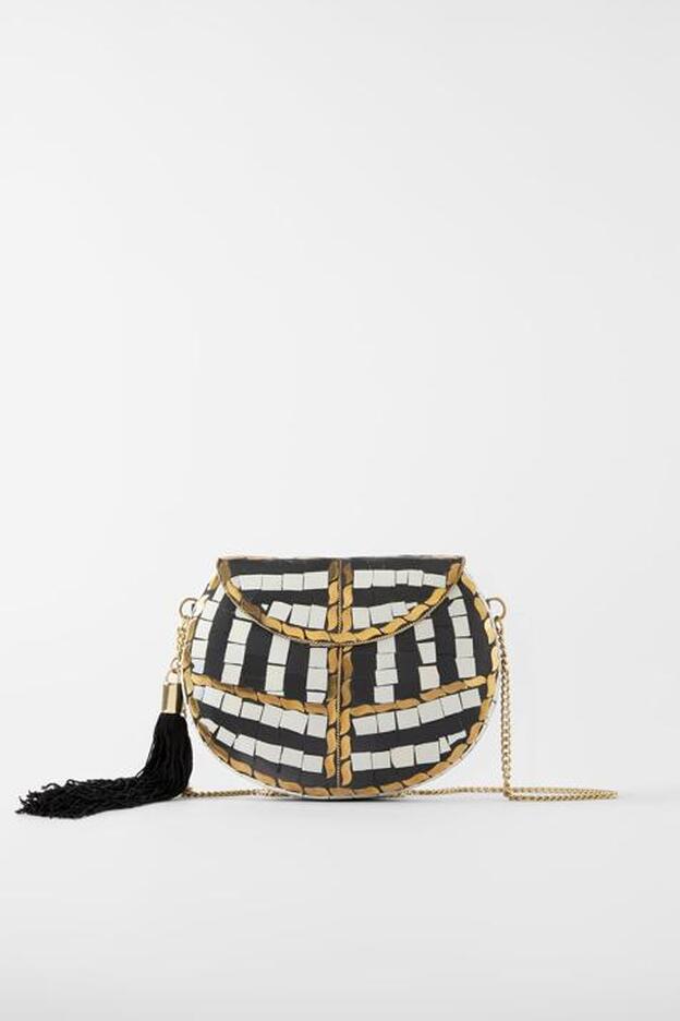 Bolso bandolera caja de Zara 25,95 euros