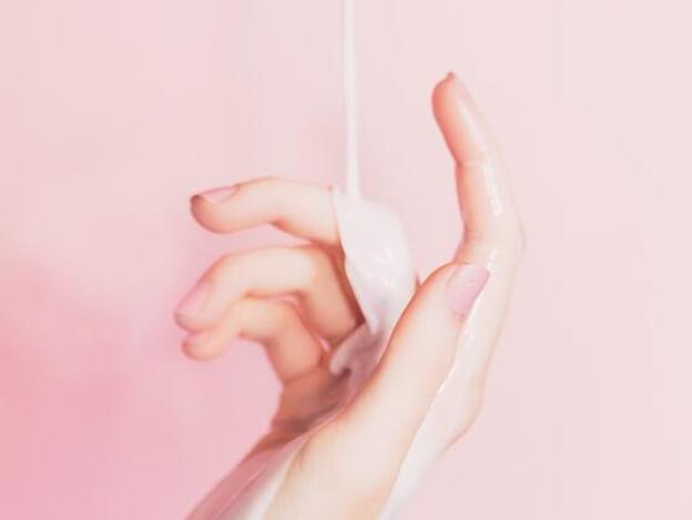 ¿Qué es y por qué es peligroso el beso blanco para la salud?