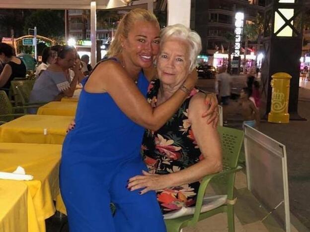 El vídeo del baile de Belén Esteban con su madre que causa furor en Instagram