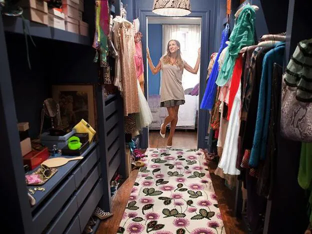 Trucos deco de orden: ¿cómo doblar la ropa para que no se arrugue y ocupe  menos en el armario? | Mujer Hoy