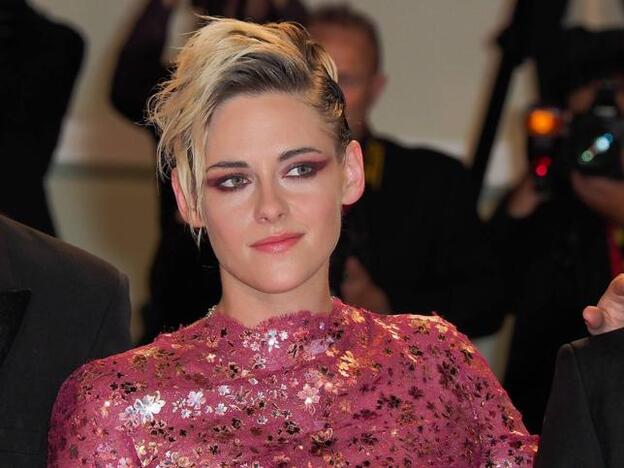 Kristen Stewart denuncia que sufrió presiones para ocultar su bisexualidad