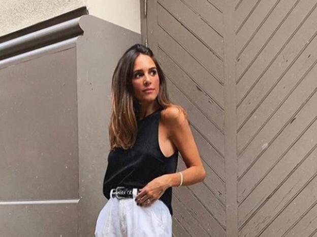 Estos pantalones blancos de Zara están destinados a agotarse y Rocío Osorno ya los tiene en su armario