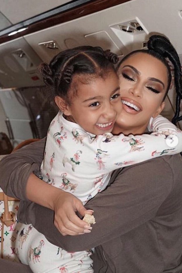Sabemos por qué Kim Kardashian no puede volver a maquillar a su hija North