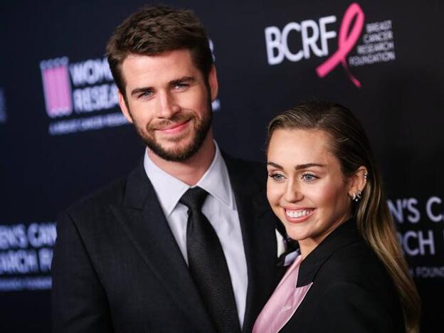 Liam Hemsworth se enteró de su ruptura con Miley Cyrus a través de las redes sociales