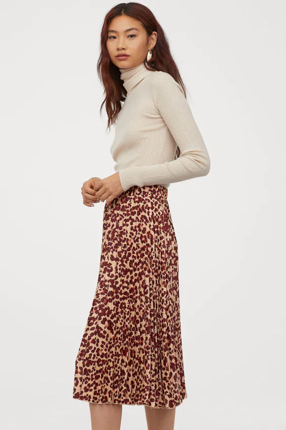 Puntualidad Instalación recepción Fotos: 6 faldas midi con estampado animal de Zara, Mango, H&M y otras  tiendas low cost para el otoño | Mujer Hoy