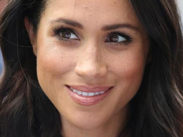 El espectacular vestido de Valentino que Meghan Markle ha llevado a la boda de Misha Nonoo